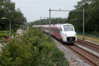 Rover en TreinTramBus houden petitie voor behouden Beneluxtrein