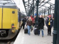 Meer reizigers en winst bij NS