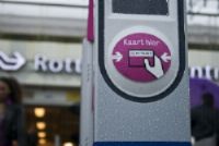 Studenten per 2012 verplicht in- en uitchecken bij NS