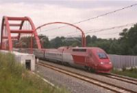 Gestrande Thalys met elf uur vertraging in Parijs