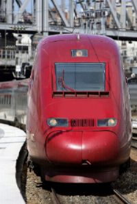 Dreigende dijkdoorbraak hindert Eurostar en Thalys