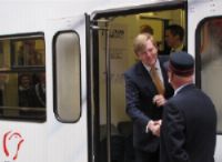 In beeld: Prins Willem Alexander geeft startschot Vrijheidstrein