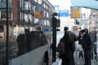 Ook regio Rotterdam snijdt fors in OV
