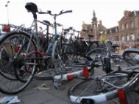 ProRail start proef tegen weesfietsen bij station Utrecht