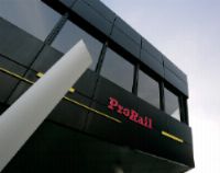 ProRail gaat stroom aan elektrische autos leveren