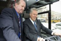 RET start proef met twee hybride bussen