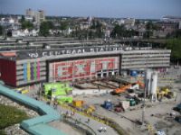 NEC supporters zorgen voor overlast op station
