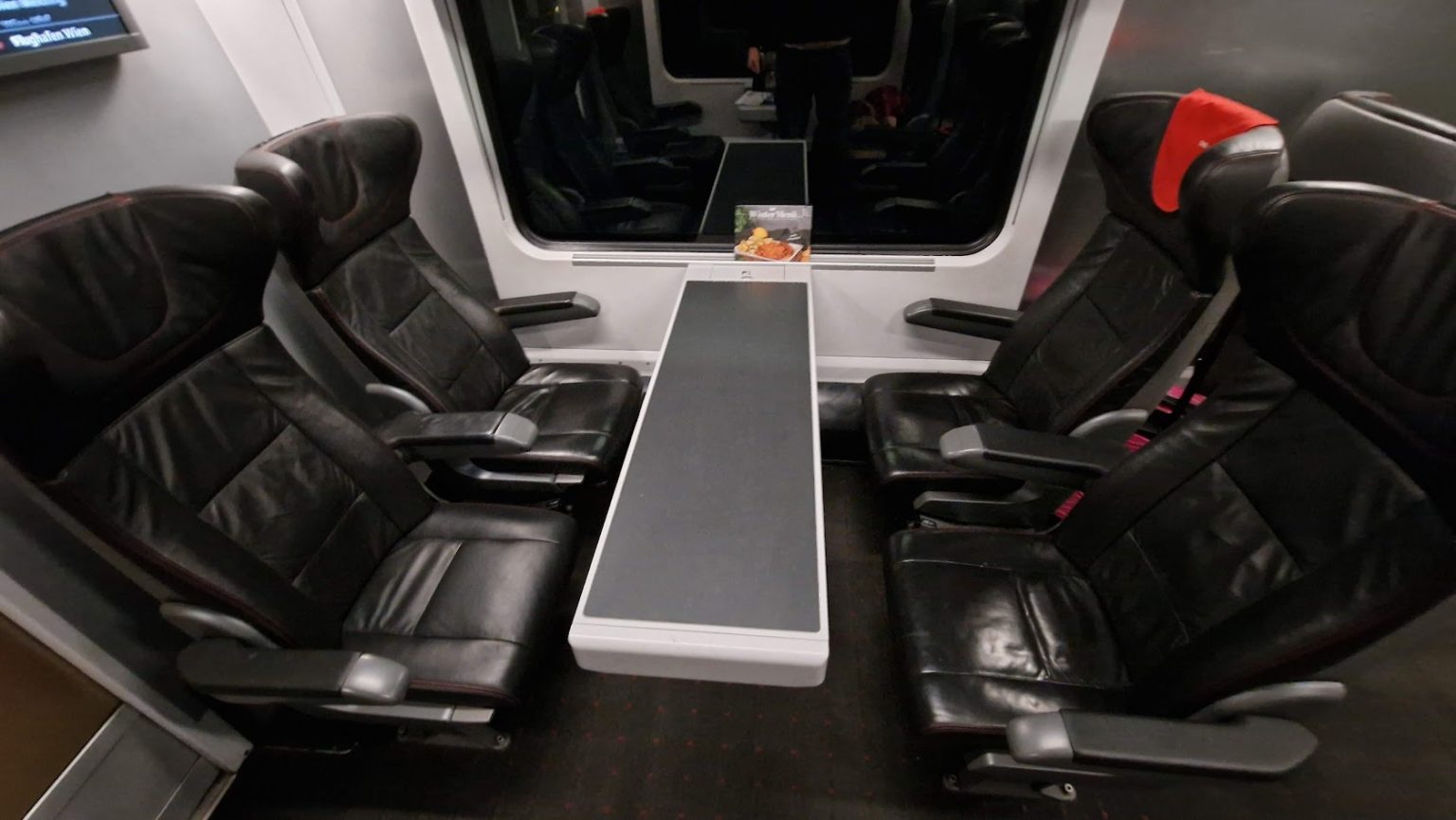 Railjet, de internationale hogesnelheidstrein van de Oostenrijkse ...