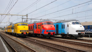 Unieke ontmoeting laatste drie Mat ’64-treinen trekt veel bekijks