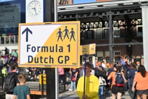 Veel extra treinen naar Formule 1 Zandvoort – dienstregeling in hele land aangepast eind augustus