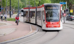 Tram 19 waarschijnlijk op 5 oktober voor het eerst naar TU Delft